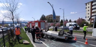 Malatya'da Otomobil Devrildi, Sürücü Yaralandı