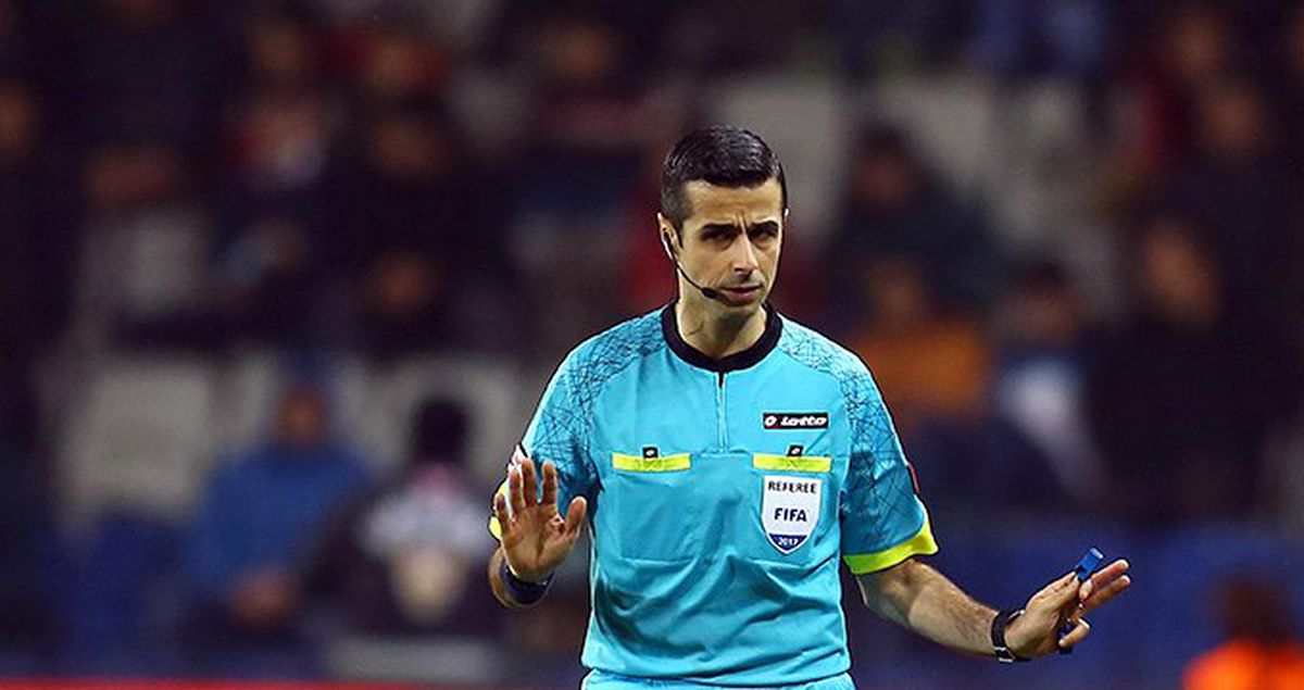 Fenerbahçeli Oyunculardan Mete Kalkavan'a Penaltı Tepkisi