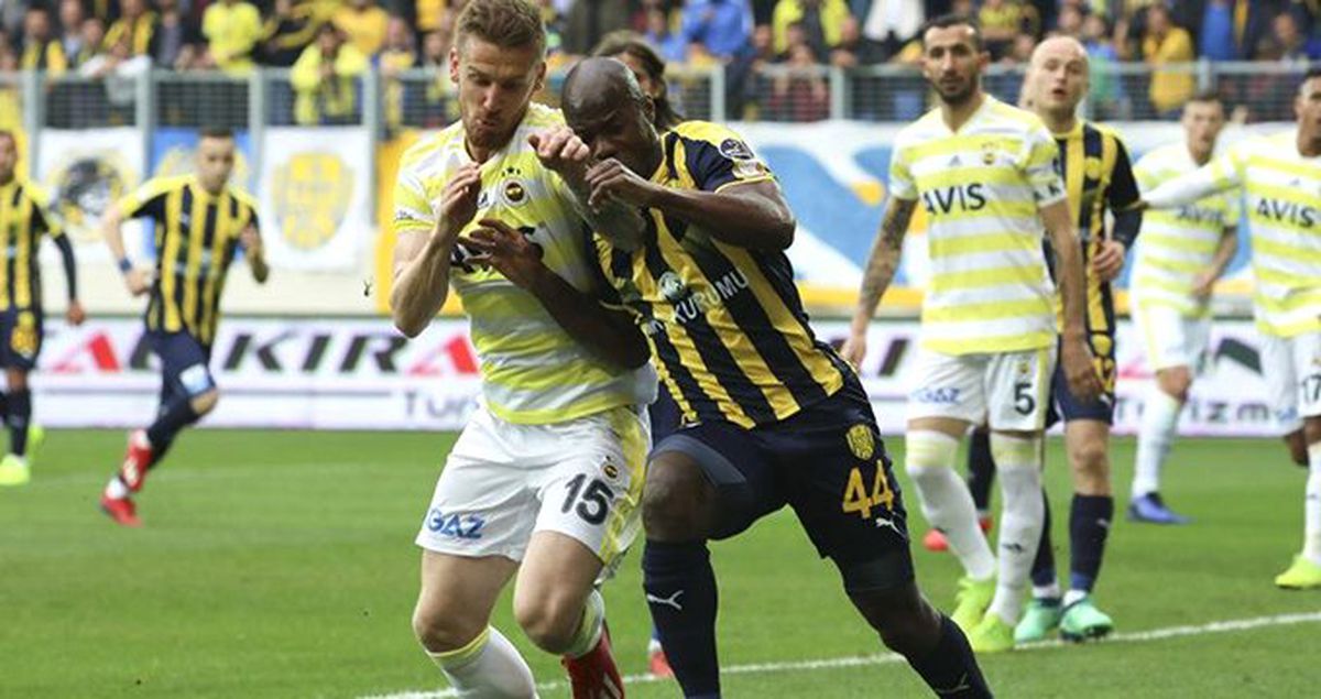 Rıdvan Dilmen'den Fenerbahçe Tepkisi: Maşallah Rekor Kırıyorlar