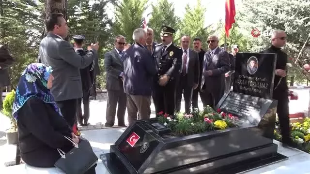 15 Temmuz Şehit Ailesinin Gözyaşı Dinmiyor...’Her Gün Mezarının Başındayız’