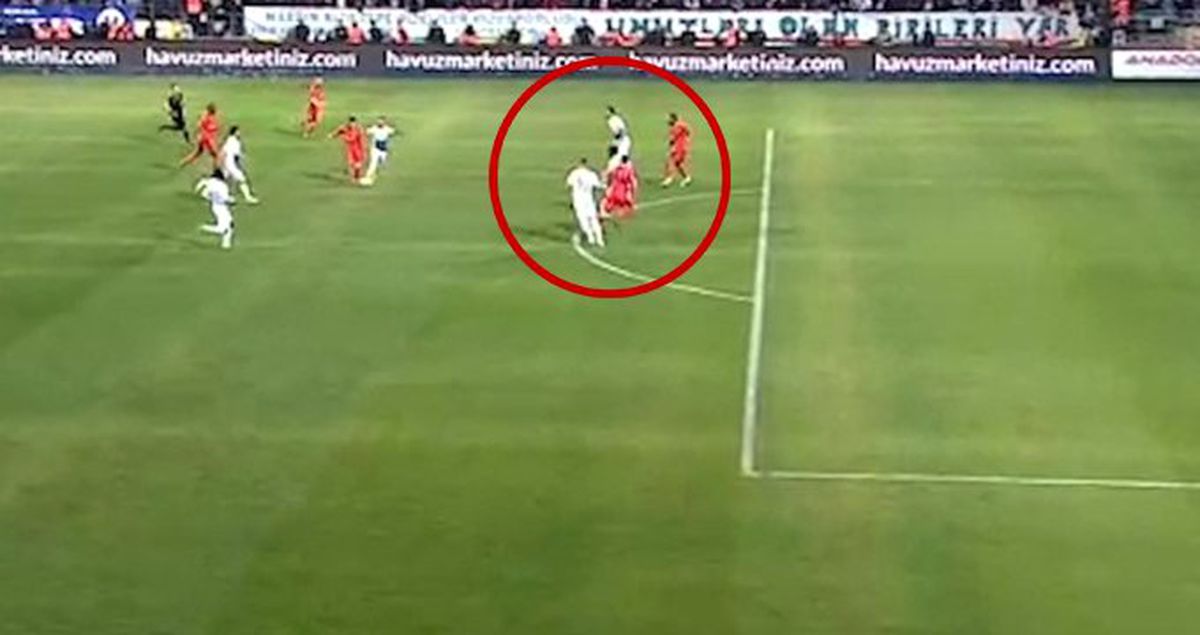 Çaykur Rizespor-Beşiktaş Maçında VAR Skandalı