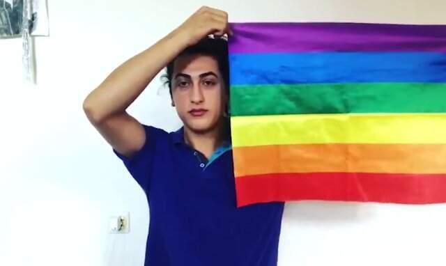 Erkek Çocukları Öpüştüren Fenomene 17 Yıl Hapis Cezası