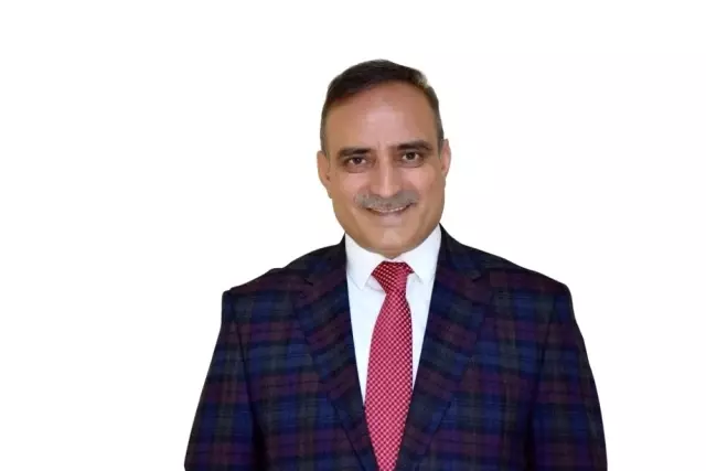 Hdp'li Siirt Belediye Başkan Adayının Mazbata Almasına 'Khk' İtirazı