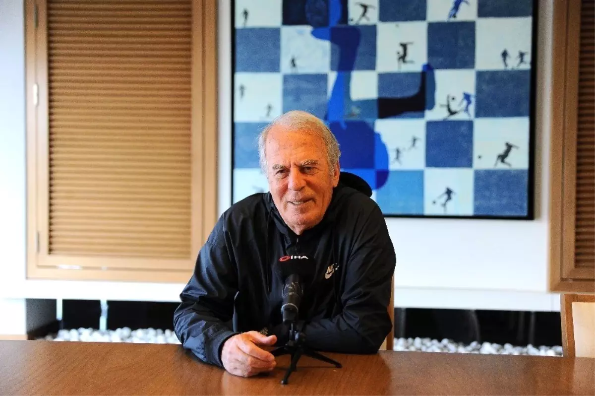 Mustafa Denizli, Gündemdeki Yabancı Oyuncu Kuralına Ateş Püskürdü!