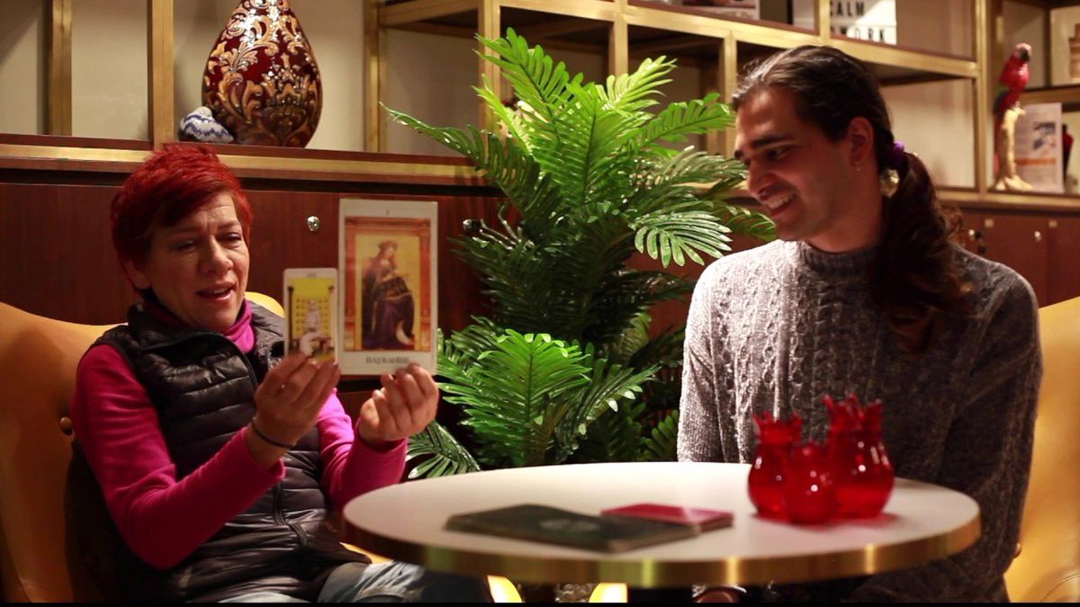 Azize Kartı - Tarot Başlangıç Dersleri ( Su Karakuş- Nomi)