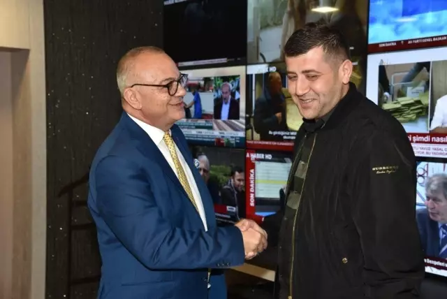Başkan Ergün Tebrikleri Kabul Etti