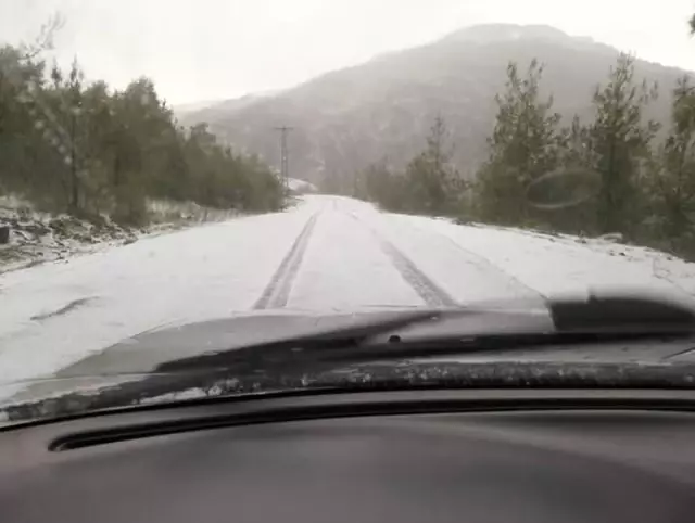 Erdemli'yi Dolu Vurdu Erdemli'yi Dolu Vurdu