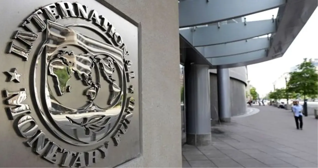 IMF: Türkiye 2019'da Yüzde 2,5 Küçülür, 2020'de Yüzde 2,5 Büyür