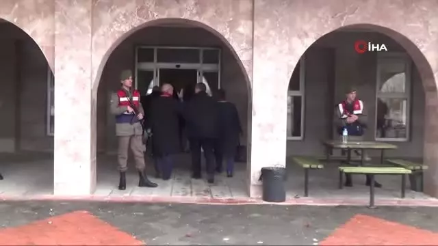 Isparta'da 'Fetö'nün Banka Kasalarında Saklanan 100 Kilo Altını' Davası Isparta'da 'Fetö'nün Banka Kasalarında Saklanan 100 Kilo Altını' Davası