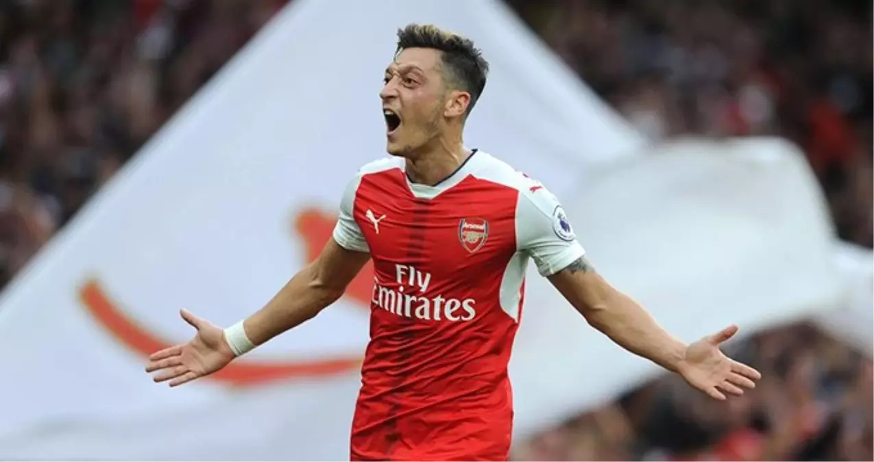Yıllar Önce 'Kendimi Alman Hissediyorum' Diyen Mesut Özil'in, Vatan Hesapsız Kitapsız Sevilir Paylaşımı Olay Oldu!