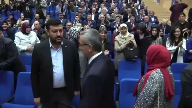 Kahramanmaraş'ta Başkanlar Mazbatalarını Aldı Kahramanmaraş'ta Başkanlar Mazbatalarını Aldı