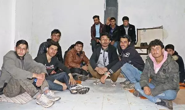 Parası Biten 40 Göçmen Diyarbakır Otogarında Kalıyor