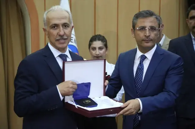 Akdeniz Belediyesinde Devir Teslim