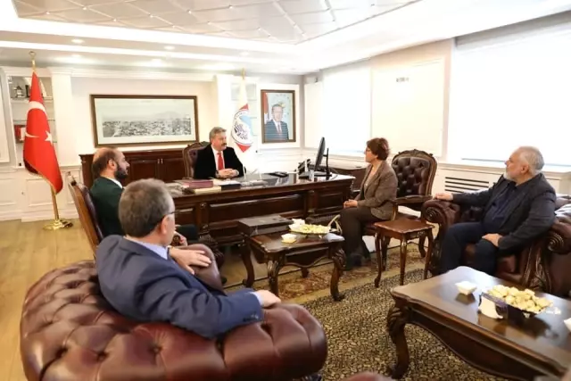Başkan Dr. Mustafa Palancıoğlu 'Saygılı, Nezaket ve Huzur İçerisinde Projelerimiz Yarıştı' Başkan Dr. Mustafa Palancıoğlu 'Saygılı, Nezaket ve Huzur İçerisinde Projelerimiz Yarıştı'