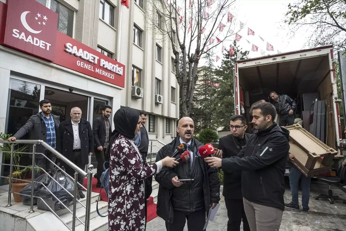 Milli Görüş'e Uygun Olmayan Siyaset Anlayışı Tahliye Ediliyor'