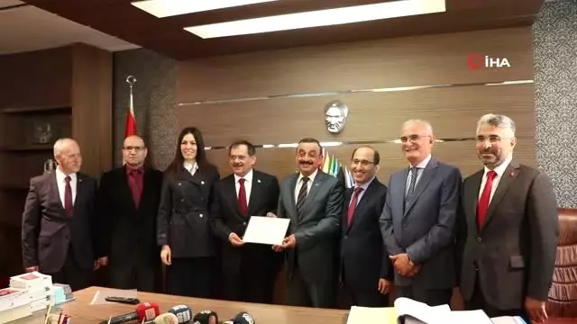 Mustafa Demir Görevi Devraldı Mustafa Demir Görevi Devraldı