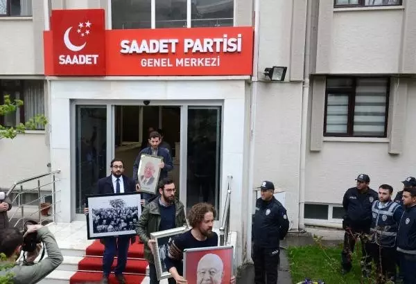 Saadet Partisi Genel Merkezi Tahliye Ediliyor (2) - Haberler