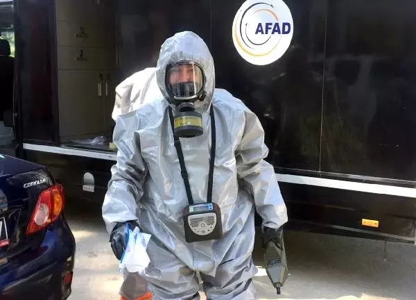 Adana'da Bir Suriyeli, Dünyanın En Pahalı Maddesini Satmak İsterken Yakalandı Adana'da Bir Suriyeli, Dünyanın En Pahalı Maddesini Satmak İsterken Yakalandı