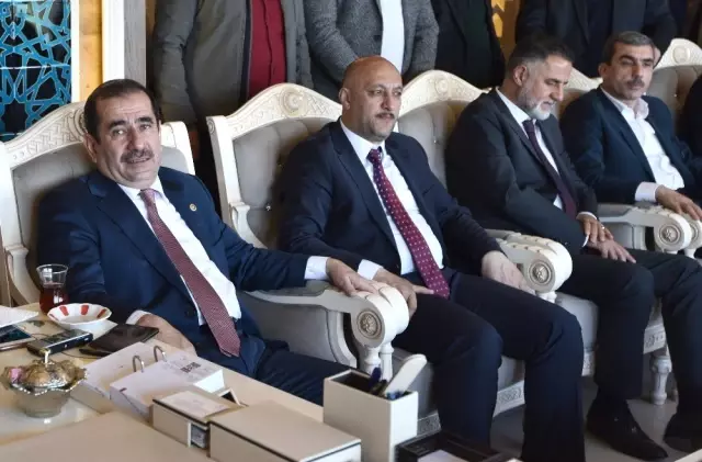 AK Parti'li Kiler: 'Ahlat, Bölgede Yıldızı Parlayan Bir İlçe Olacak' AK Parti'li Kiler: 'Ahlat, Bölgede Yıldızı Parlayan Bir İlçe Olacak'