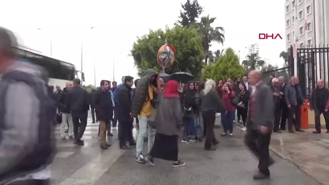 Antalya'da Polisten 'Ses Kaydı' Operasyonu Antalya'da Polisten 'Ses Kaydı' Operasyonu