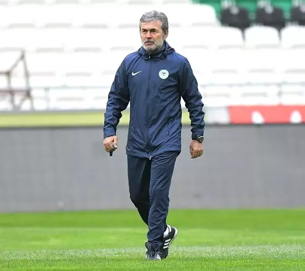 Atiker Konyaspor, Taraftarı Önünde Sivasspor Maçı Hazırlıklarını Tamamladı Atiker Konyaspor, Taraftarı Önünde Sivasspor Maçı Hazırlıklarını Tamamladı