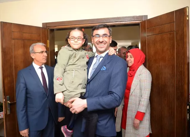 Bitlis'te Mazbatasını Alan Tanğlay, Göreve Başladı Bitlis'te Mazbatasını Alan Tanğlay, Göreve Başladı