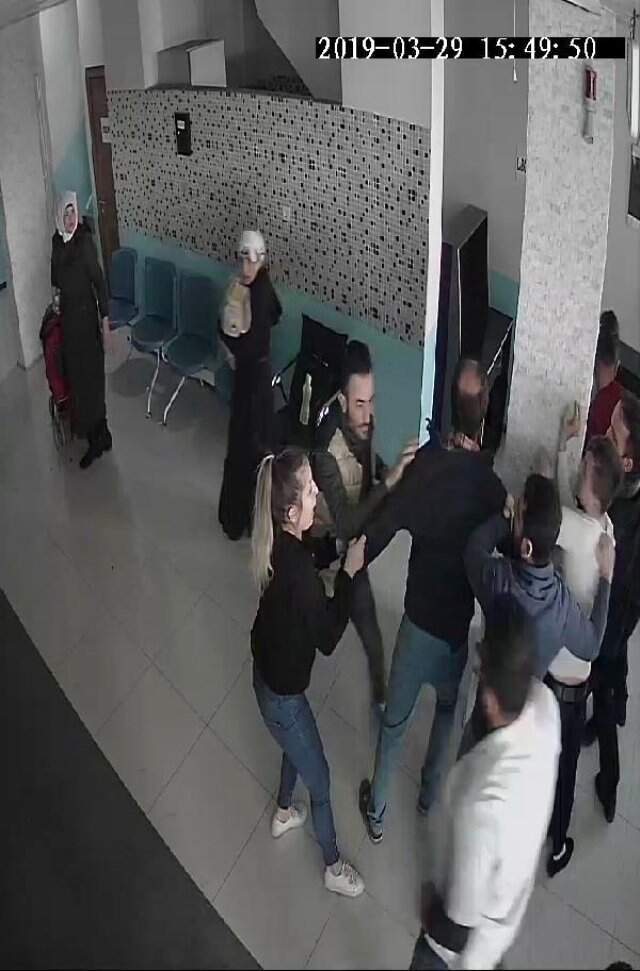 Doktorları Linçten Esnaf Kurtarmış