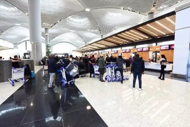İstanbul Havalimanı'nı 7-11 Nisan'da 634 Bin Yolcu Kullandı İstanbul Havalimanı'nı 7-11 Nisan'da 634 Bin Yolcu Kullandı