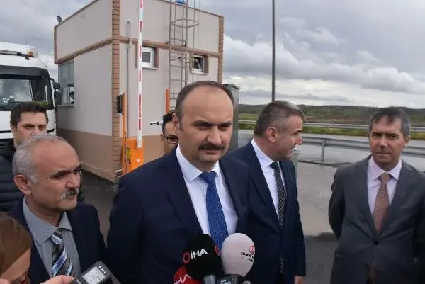 Kapıkule'de Tır Sürücülerinin Kuyruk Çilesi Sona Erdi Kapıkule'de Tır Sürücülerinin Kuyruk Çilesi Sona Erdi