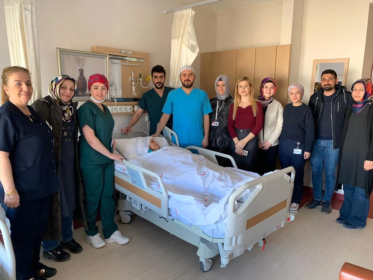 Mardin Devlet Hastanesi Nde Kornea Nakli Ameliyati Haberler