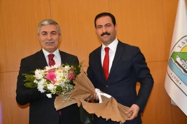 Tatvan Belediye Başkanı Geylani Göreve Başladı Tatvan Belediye Başkanı Geylani Göreve Başladı