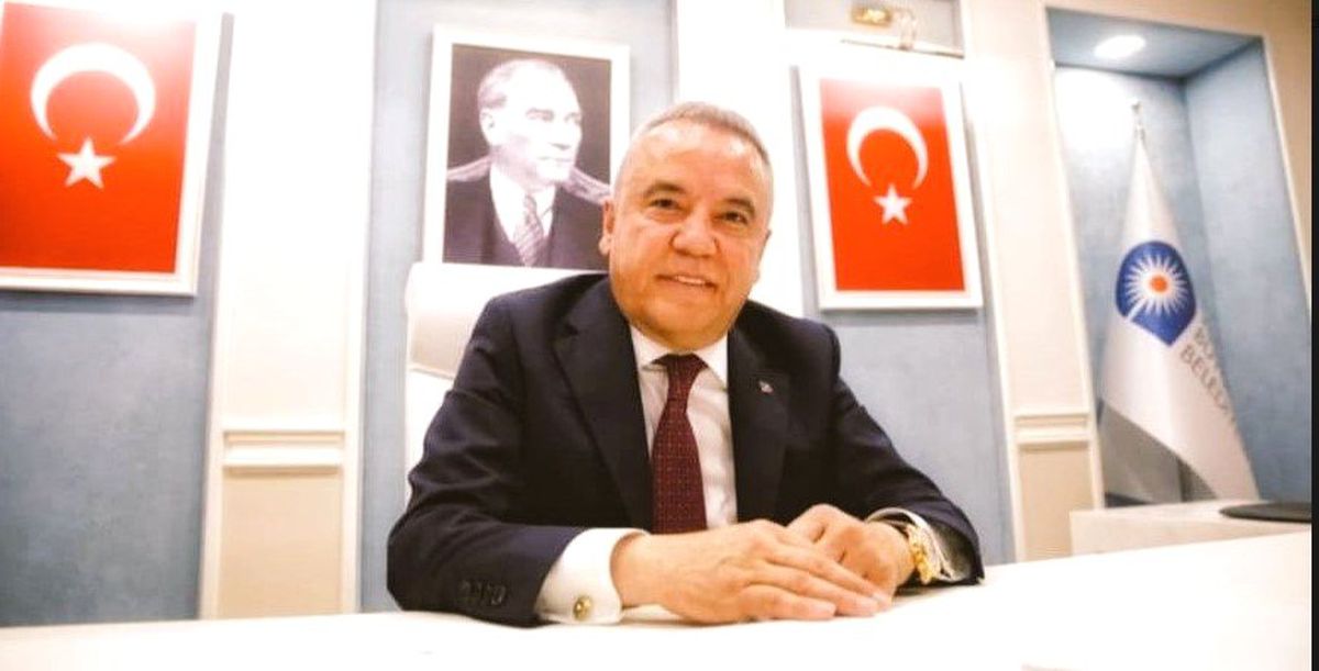 Türel, Tekin ve Böcek'i 'Bankamatik Memuru' İddiasını İspata Davet Etti