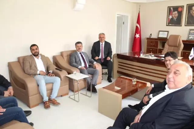 AK Parti'li Özkan'dan Bir Günde 4 İlçeye Ziyaret