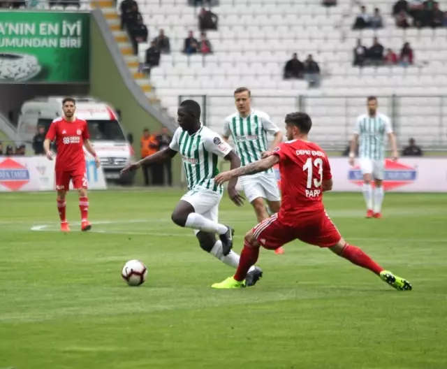 Atiker Konyaspor ile Demir Grup Sivasspor Yenişemedi Atiker Konyaspor ile Demir Grup Sivasspor Yenişemedi