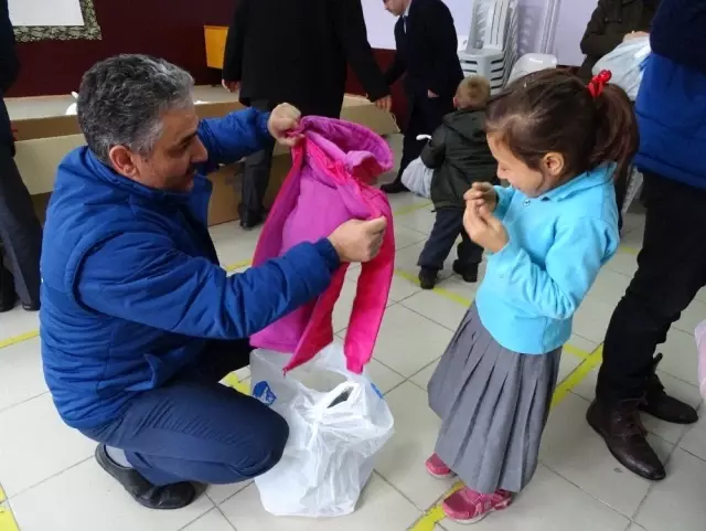 Aydın'da İhtiyaç Sahibi 2306 Aileye Yardım Yapıldı