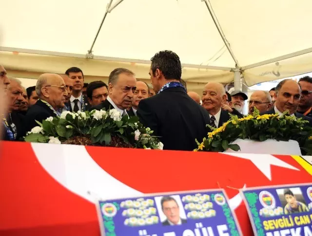 Can Bartu Son Yolculuğuna Uğurlandı Can Bartu Son Yolculuğuna Uğurlandı