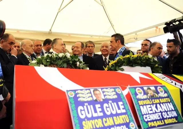 Can Bartu Son Yolculuğuna Uğurlandı Can Bartu Son Yolculuğuna Uğurlandı