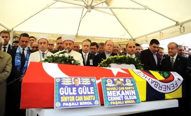 Can Bartu Son Yolculuğuna Uğurlandı Can Bartu Son Yolculuğuna Uğurlandı