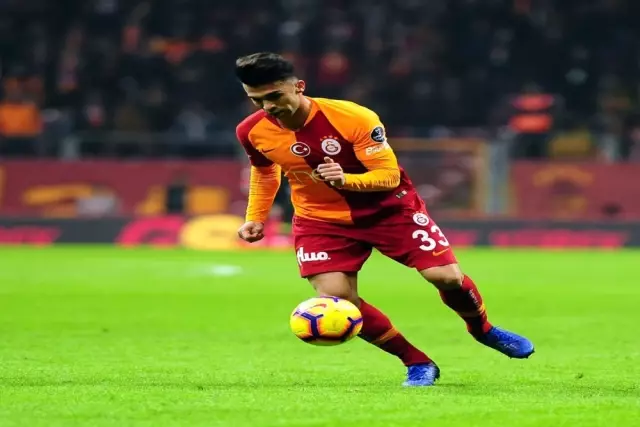 Galatasaray'da 4 Futbolcu İlk Kez Derbi Heyecanı Yaşayacak Galatasaray'da 4 Futbolcu İlk Kez Derbi Heyecanı Yaşayacak