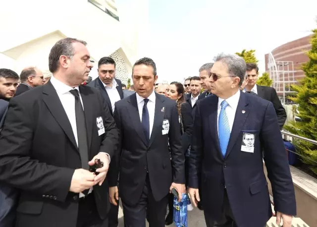 Hüsnü Güreli, Bartu Ailesine Taziyede Bulundu Hüsnü Güreli, Bartu Ailesine Taziyede Bulundu