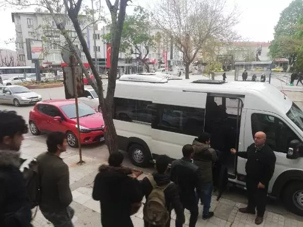 Keşan'da 27 Kaçak Göçmen Yakalandı