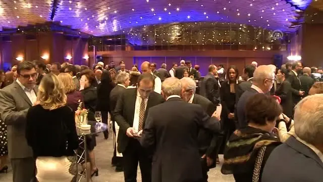 Şener Şen 23. Aydın Doğan Ödülü'nün Sahibi Oldu Şener Şen 23. Aydın Doğan Ödülü'nün Sahibi Oldu