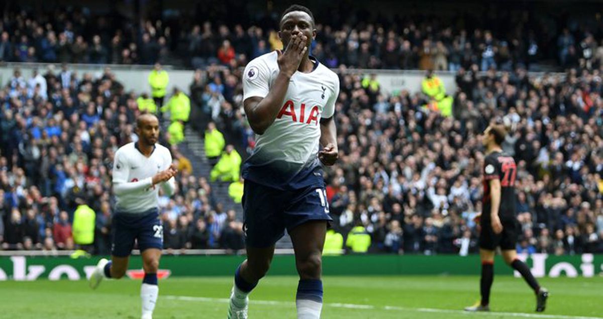 Tottenham, Sahasında Huddersfield Town'u 4-0 Yendi