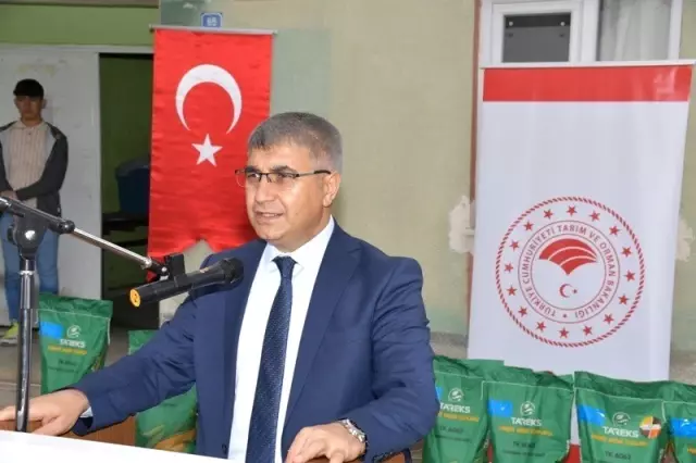 Vali Gürel, 'Gençlerimizin de Artık Köylerde Yaşaması Lazım' Vali Gürel, 'Gençlerimizin de Artık Köylerde Yaşaması Lazım'