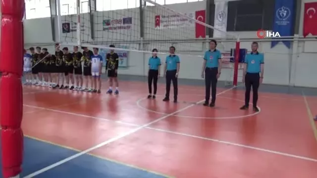 Kulüpler Arası Yıldız Erkekler Voleybol Grup Müsabakaları Simav'da Başladı Kulüpler Arası Yıldız Erkekler Voleybol Grup Müsabakaları Simav'da Başladı