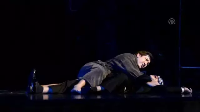 Mozart'ın 'Don Giovanni' Operası Bursa'da Sahnelendi Mozart'ın 'Don Giovanni' Operası Bursa'da Sahnelendi