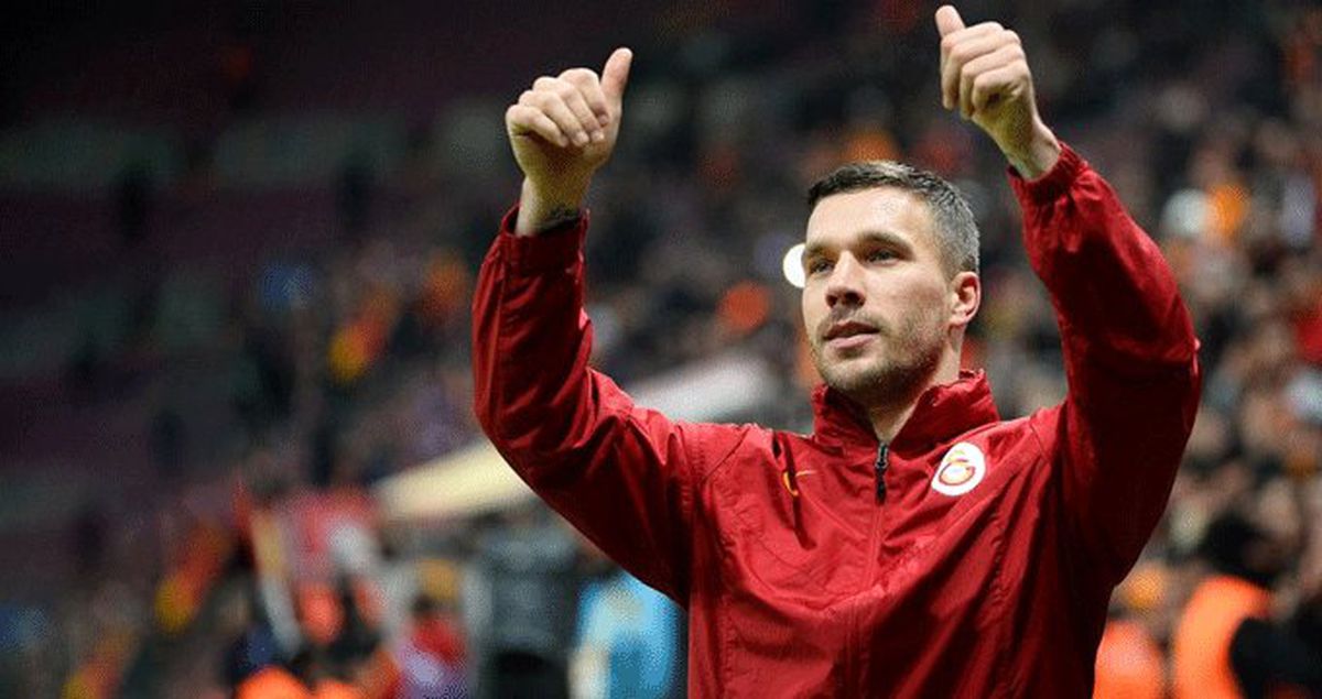Podolski'den Derbi Mesajı: Umarım Aslanlar Kazanacak