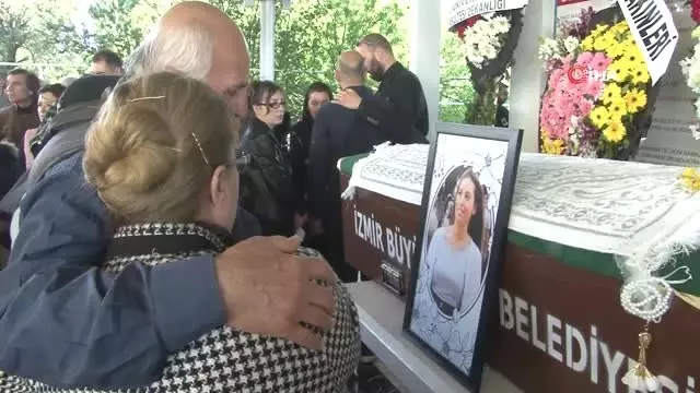 ABD'deki Kazada Ölen Üniversiteli İlayda'ya Hüzünlü Veda ABD'deki Kazada Ölen Üniversiteli İlayda'ya Hüzünlü Veda