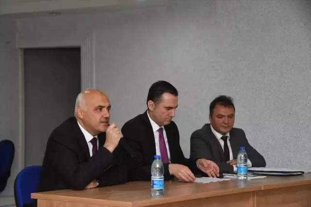 Başkan Acar, Muhtarlarla Bir Araya Geldi Başkan Acar, Muhtarlarla Bir Araya Geldi