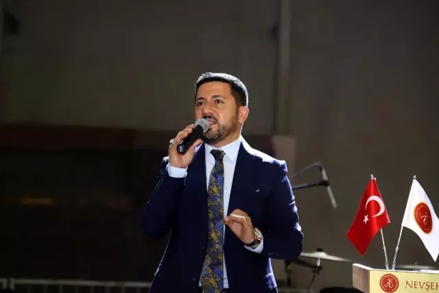 Belediye Başkanı Rasim Arı,